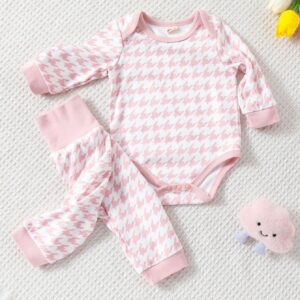 2-Piece Newborn Baby Girl Geometric Print Jumpsuit & High Waist Pants Set - Perfect for Cozy Autumn/Winter Days