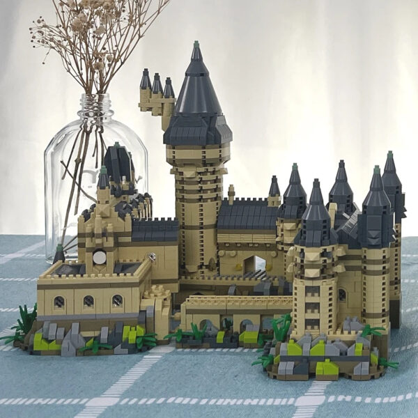 Harry Potter Hogwarts Castle Model Kit: Micro Blocks Magic for All Ages | Detailed DIY Building Set for Wizarding World Fan