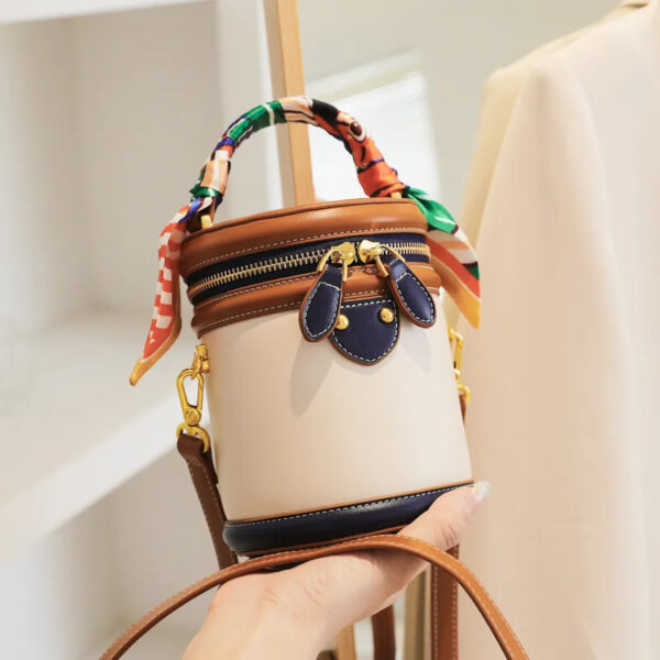 Trendy 2024 Fashion Bucket Bag for Baby Girl: Cross-Body Cylinder Design, One-Shoulder Portable Handbag, Stylish and Chic